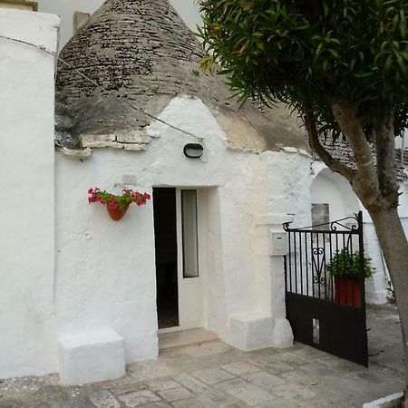 Casa Vacanza Trullo Lamaddalena Apartamento Locorotondo Exterior foto